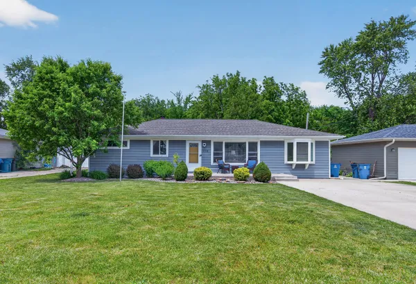 $272,500 | 1208 Farragut Street, Crown Point, IN 46307