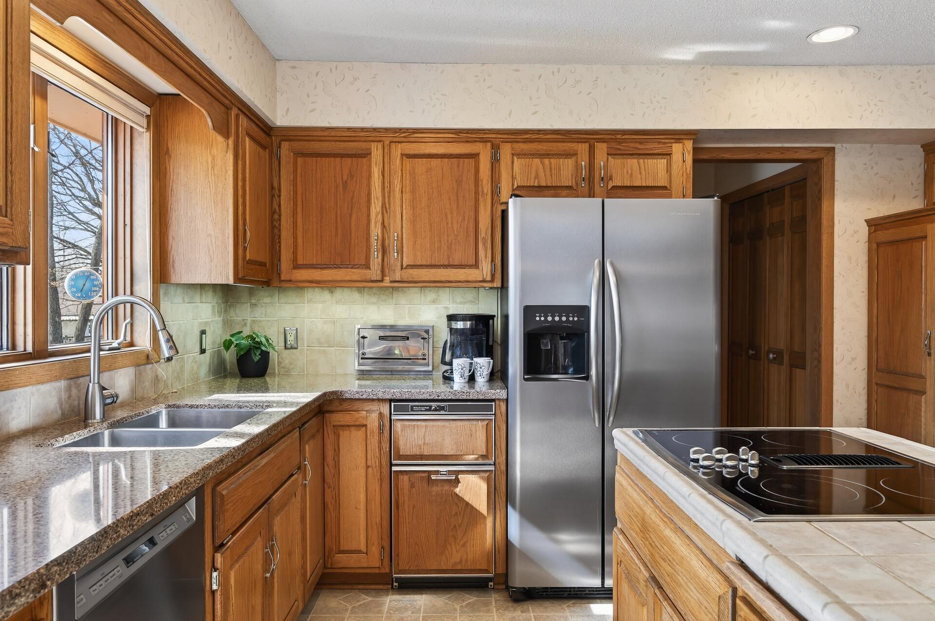 12069 Holly Street Northwest Coon Rapids, MN 55448 - Photo 26 of 61