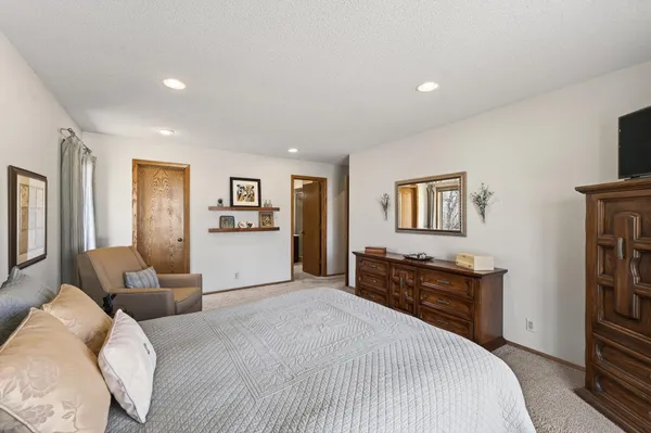 $515,000 | 12069 Holly Street Northwest, Coon Rapids, MN 55448