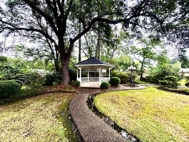106 Robin Road Silsbee, TX 77656 - Photo 2 of 40