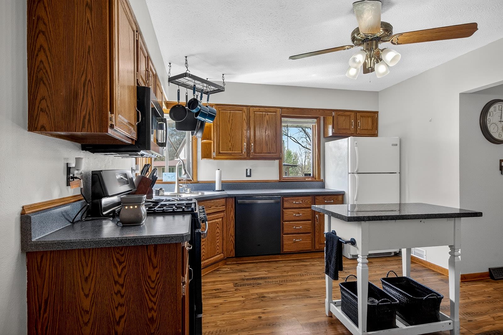 4235 Oaklane Road Rockford, IL 61109 - Photo 8 of 41