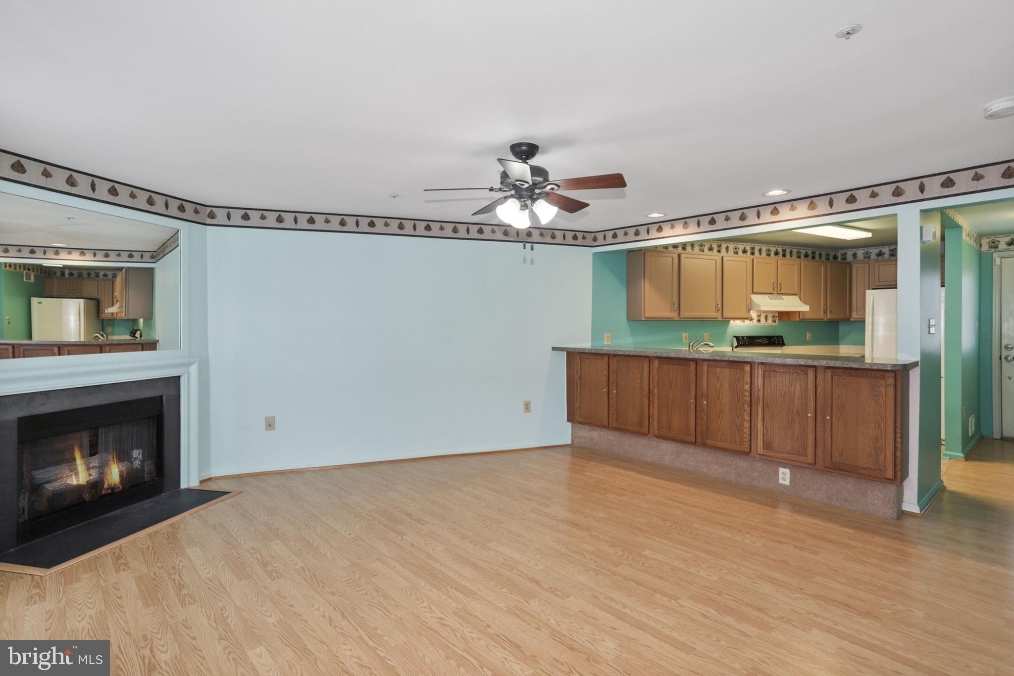 249 Sycamore Ridge Road Laurel, MD 20724 - Photo 12 of 31 Living Room