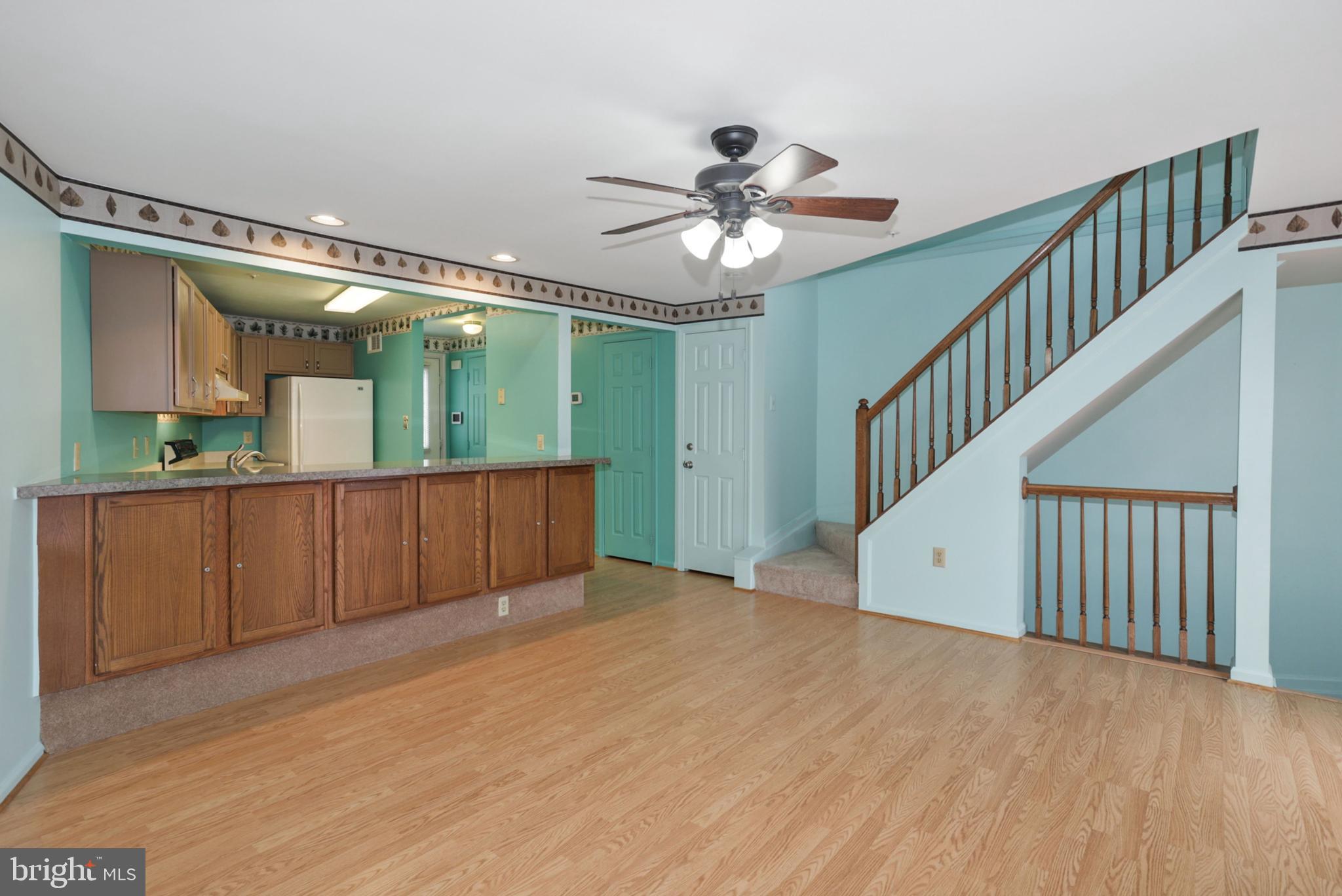 249 Sycamore Ridge Road Laurel, MD 20724 - Photo 10 of 31 Living Room