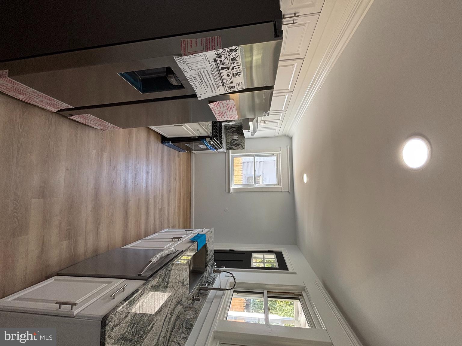 59 Pine Street Beverly, NJ 08010 - Photo 3 of 25