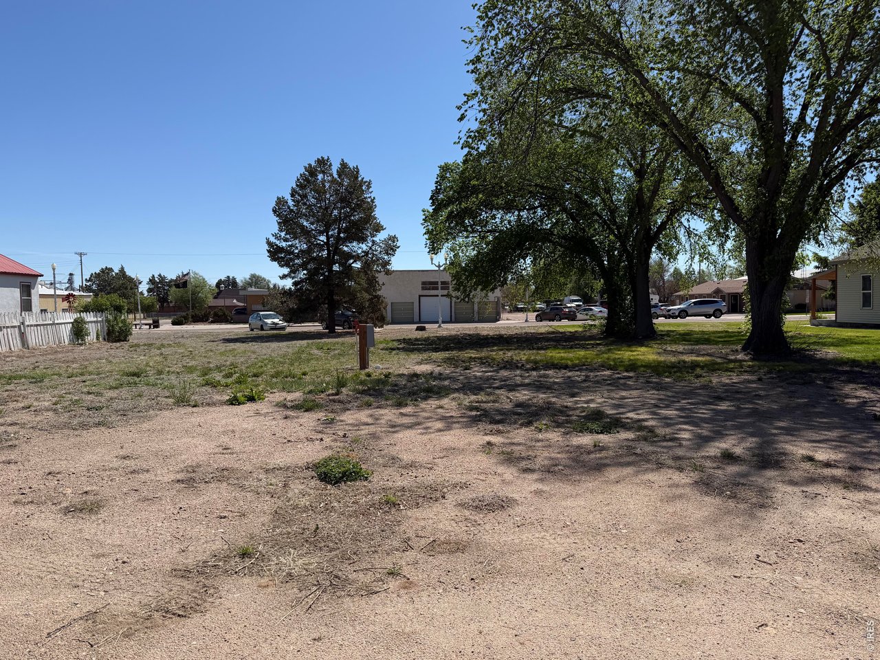 314 Colorado Avenue Stratton, CO 80836 - Photo 6 of 10 a backyard of a house with lots of green space