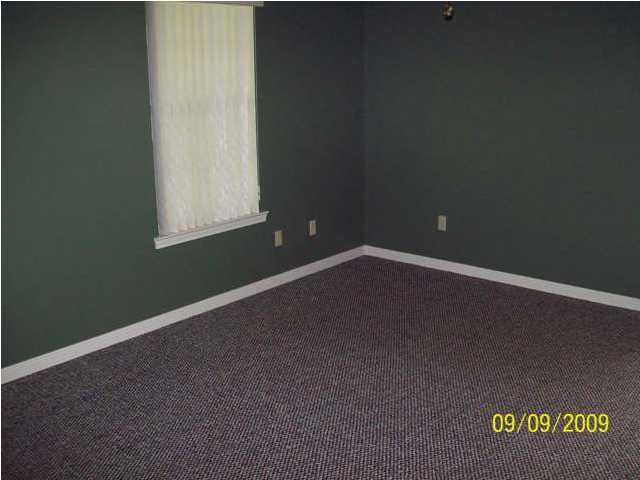 1447 Preservation Path Baker, FL 32531 - Photo 4 of 12