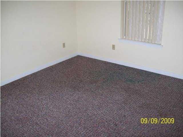 1447 Preservation Path Baker, FL 32531 - Photo 6 of 12