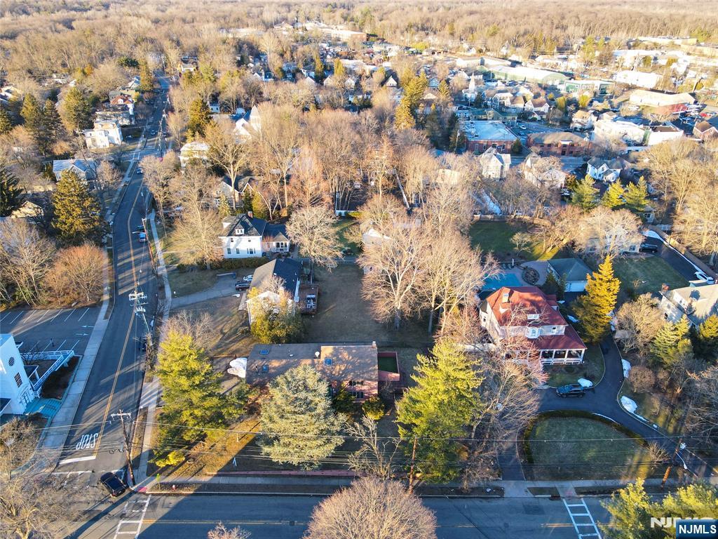 325 High Street Closter, NJ 07624 - Photo 33 of 34 an aerial view of residential houses with outdoor space