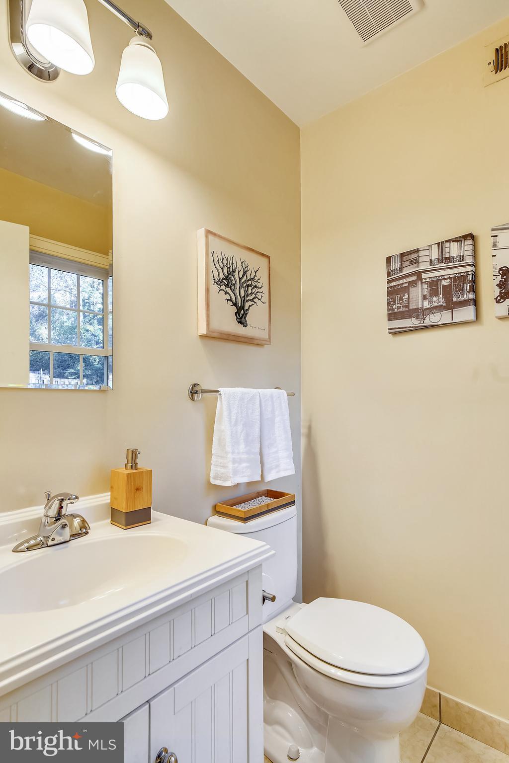 2125 Derby Ridge Lane, Unit 16 Silver Spring, MD 20910 - Photo 7 of 32 Updated powder room