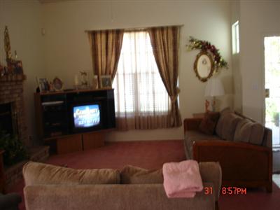 224 West Huntsman Avenue Reedley, CA 93654 - Photo 3 of 15 Gallery Image 3