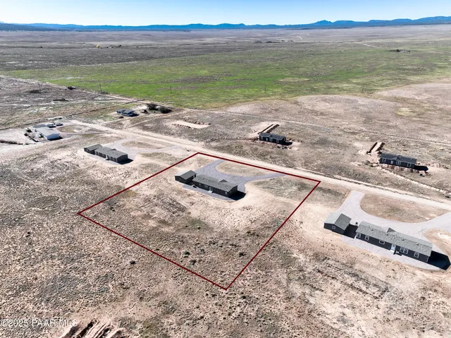 $425,000 | 26887 North Chicory Way, Paulden, AZ 86334