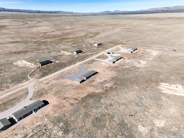 $425,000 | 26887 North Chicory Way, Paulden, AZ 86334