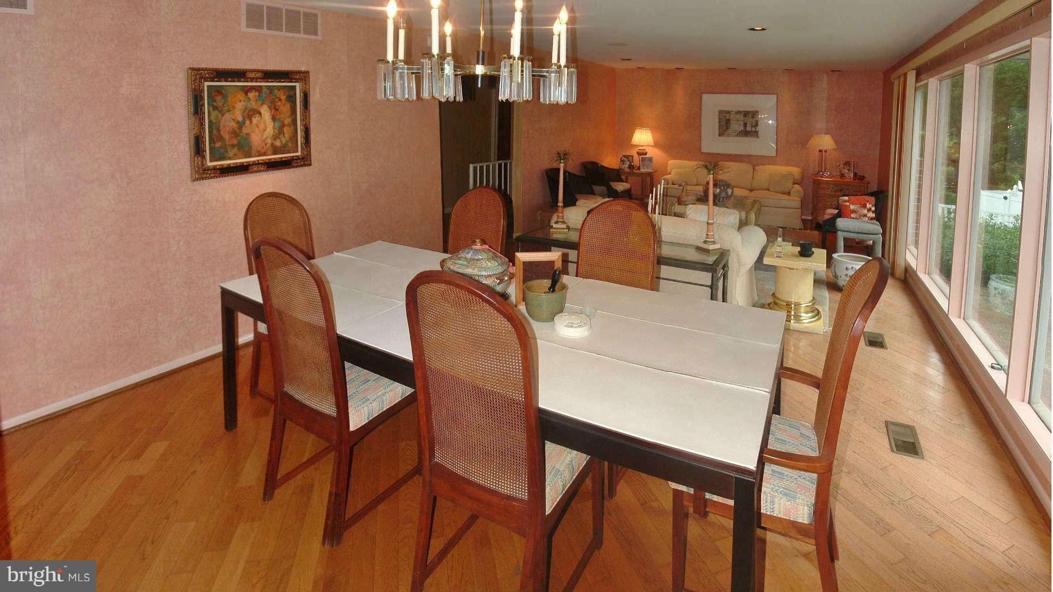 3401 Garrison Farms Road Baltimore, MD 21208 - Photo 5 of 20 Dining Area