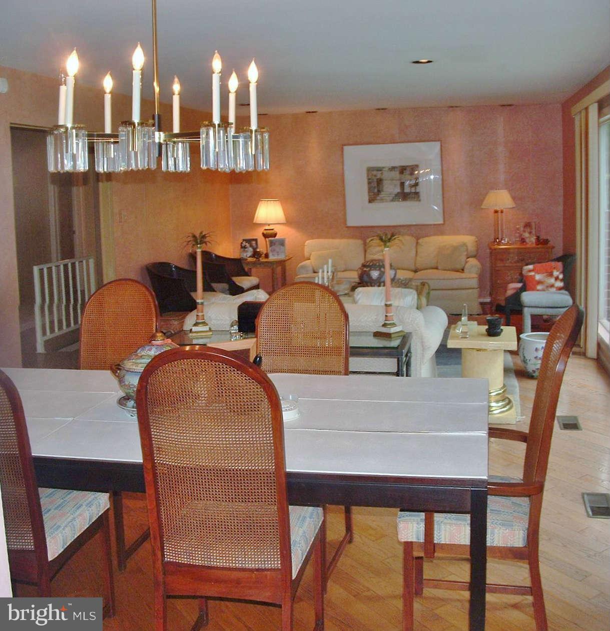 3401 Garrison Farms Road Baltimore, MD 21208 - Photo 6 of 20 Dining Area
