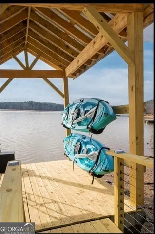 a view of a backyard of the house