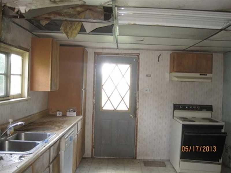 278 Poker Road Mount Pleasant, PA 15666 - Photo 3 of 3 Kitchen.