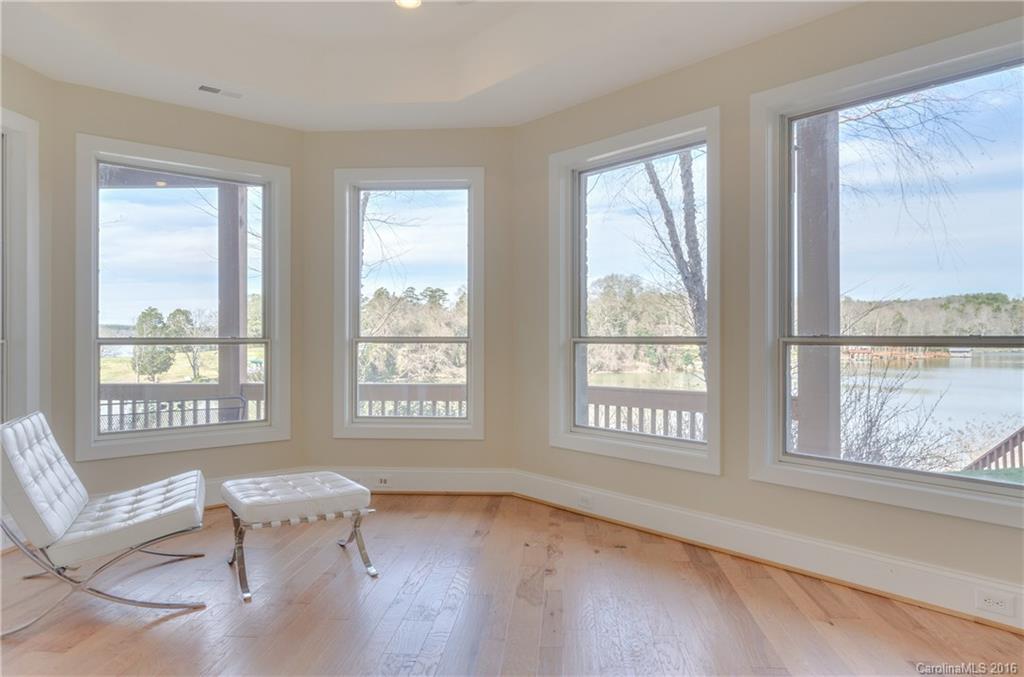 14044 Point Lookout Road Charlotte, NC 28278 - Photo 20 of 24 Gallery Image 20