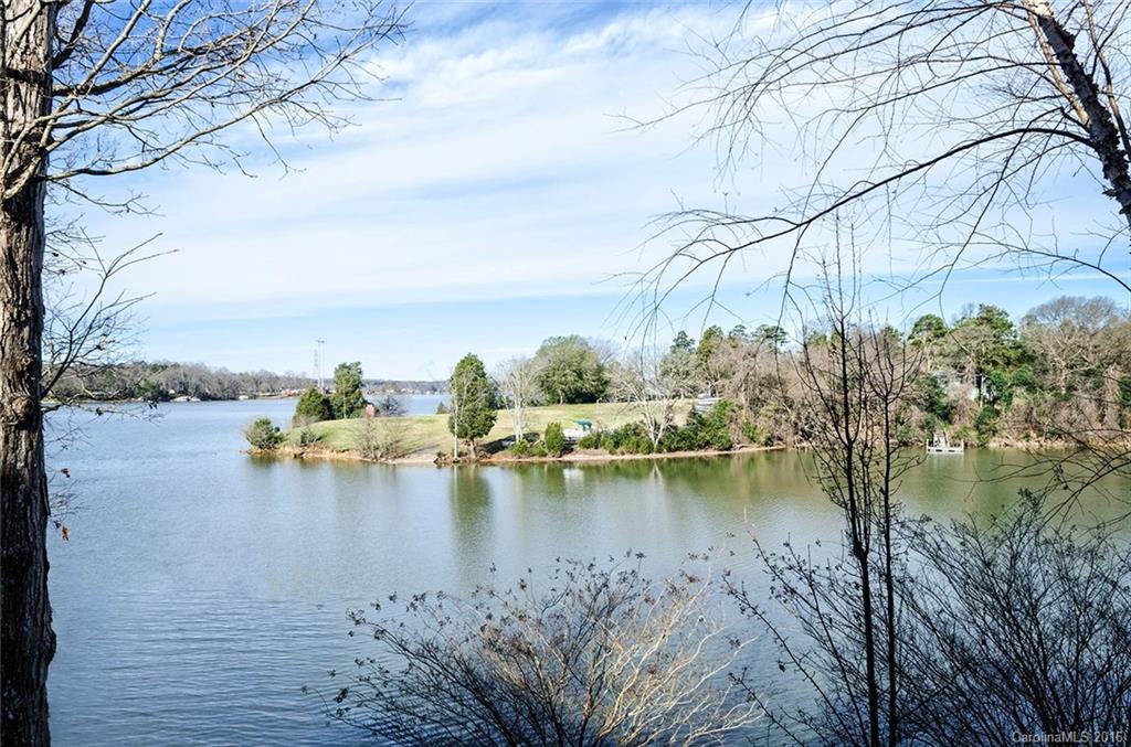 14044 Point Lookout Road Charlotte, NC 28278 - Photo 24 of 24 Gallery Image 24