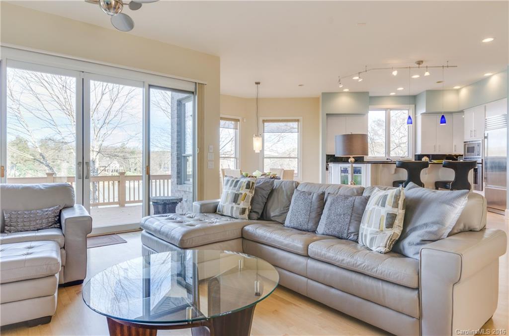 14044 Point Lookout Road Charlotte, NC 28278 - Photo 7 of 24 Gallery Image 7