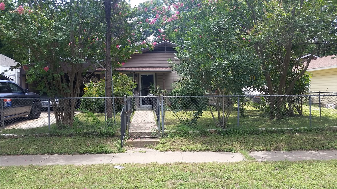 2007 Haskell Street Austin, TX 78702 - Photo 1 of 1 a front view of a house with a yard