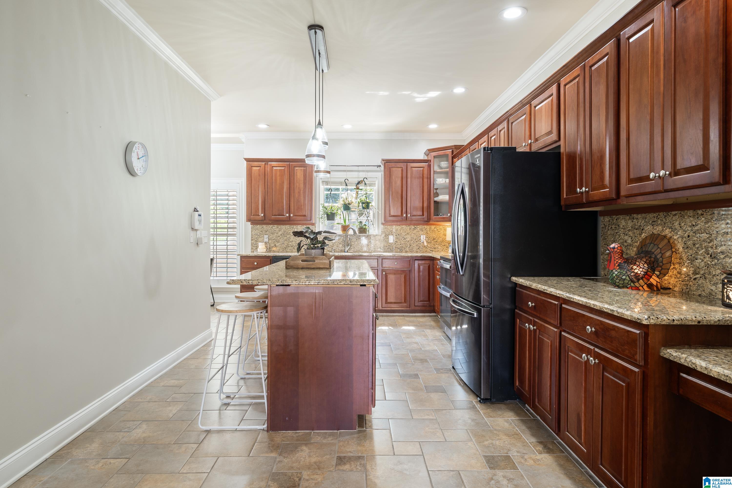 628 Meadow Ridge Drive Birmingham, AL 35242 - Photo 13 of 45