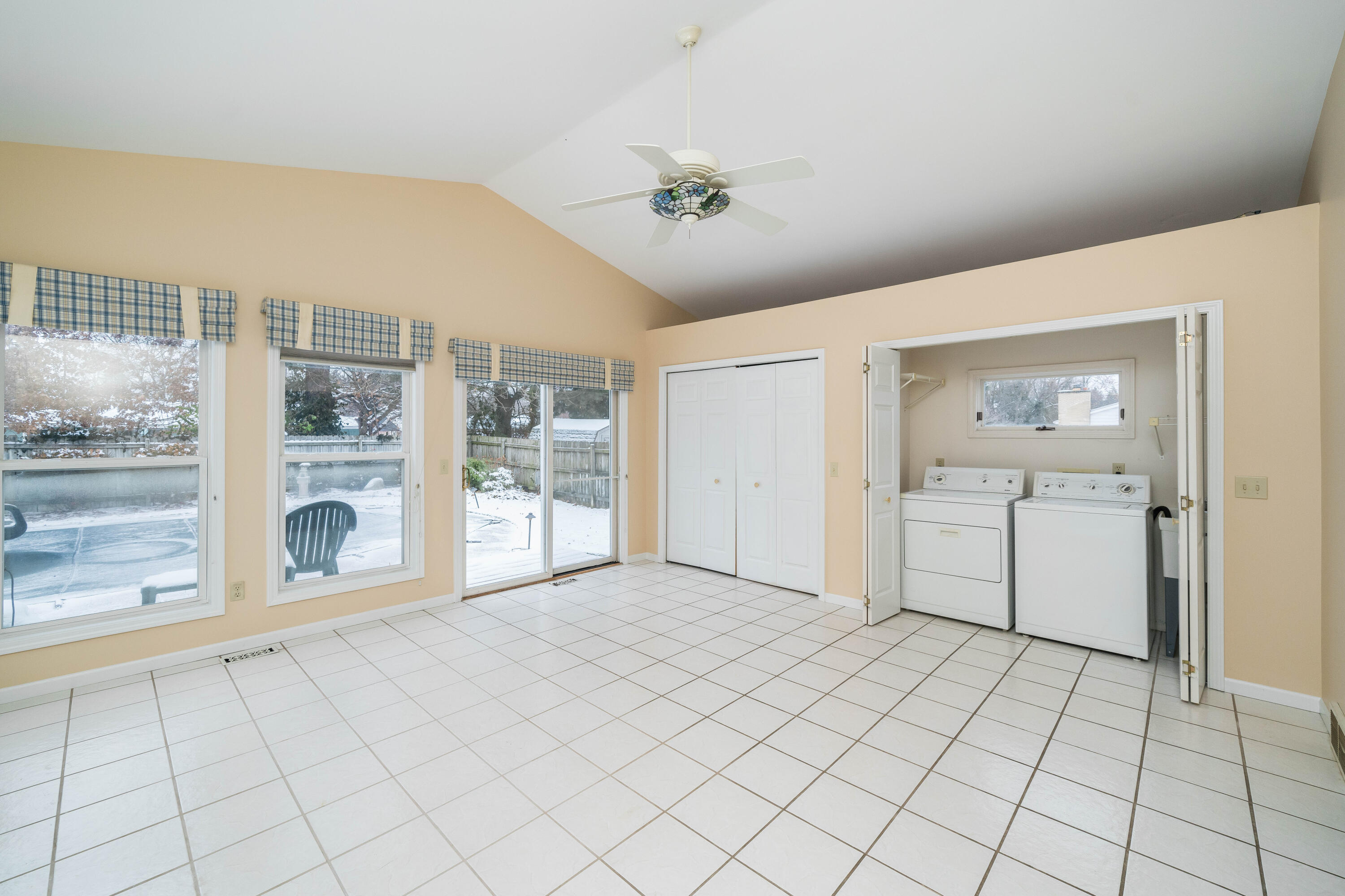 808 Newgate Road Kalamazoo, MI 49006 - Photo 17 of 36 808_Newgate_17
