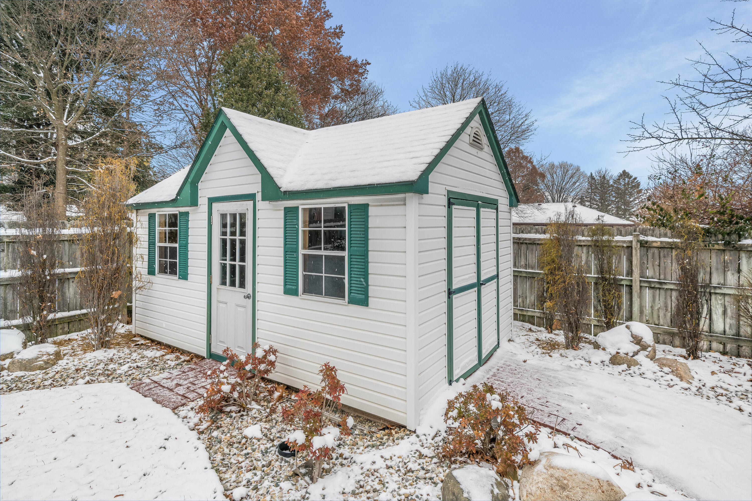 808 Newgate Road Kalamazoo, MI 49006 - Photo 36 of 36 808_Newgate_36