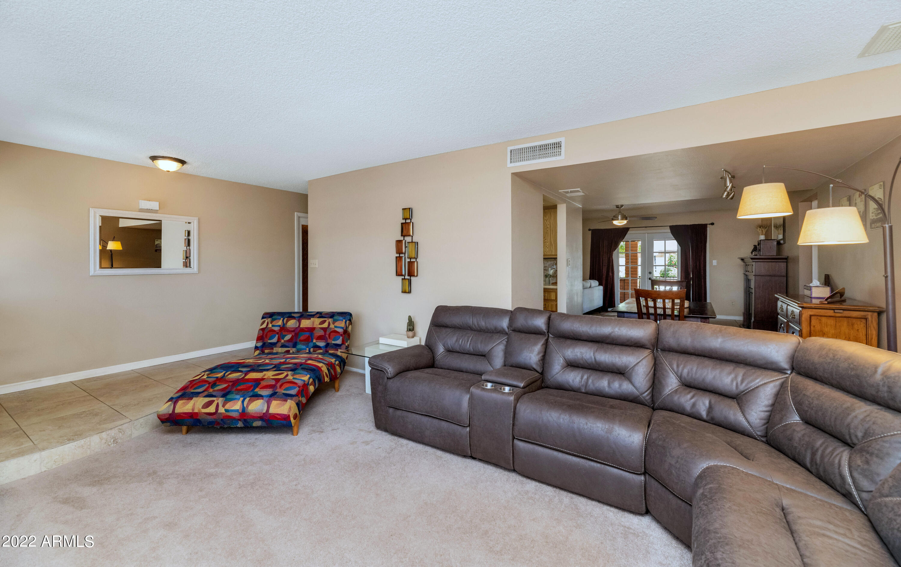 3532 West Emig Road Phoenix, AZ 85053 - Photo 4 of 25 21_Emig