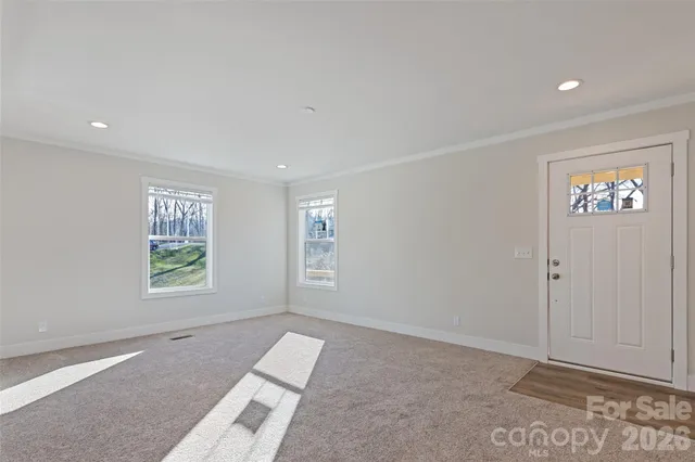 $299,998 | 77 Geiranger Drive, Clyde, NC 28721