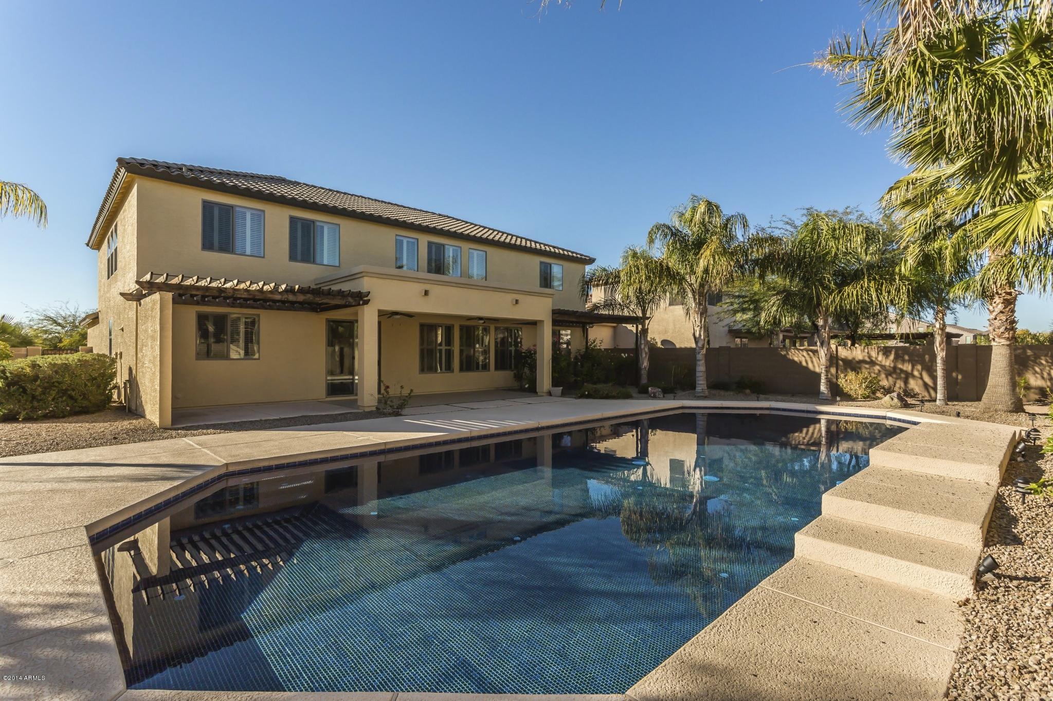 18313 North Stonegate Road Maricopa, AZ 85138 - Photo 2 of 37 Poolandhs