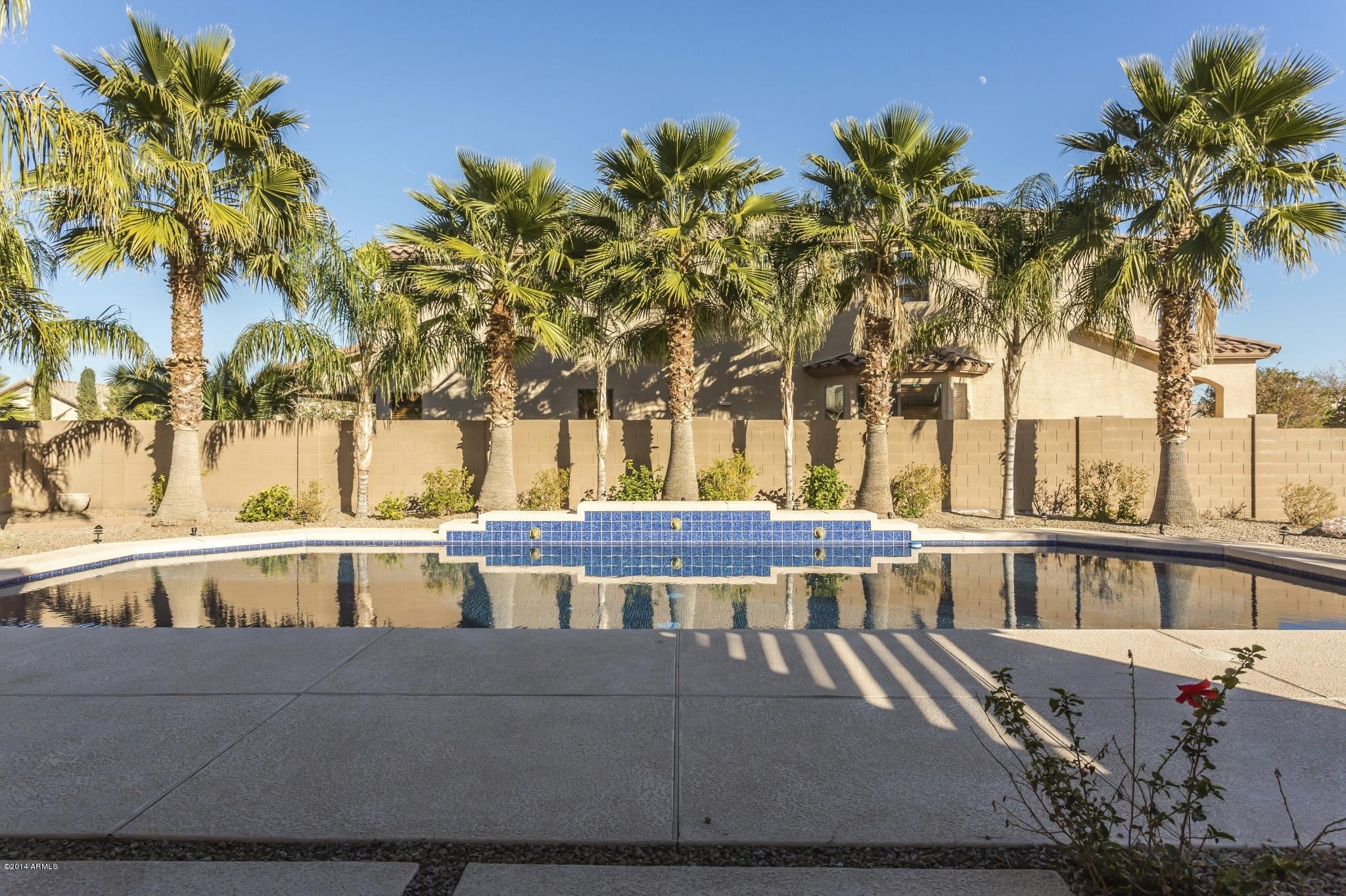 18313 North Stonegate Road Maricopa, AZ 85138 - Photo 34 of 37 Pool
