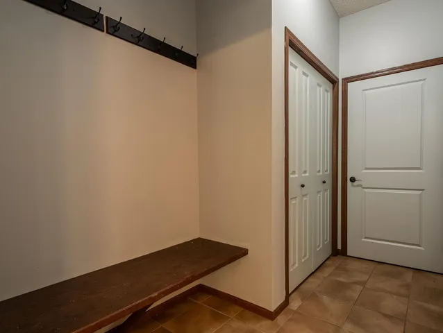 $300,000 | 3921 36th Avenue North, Robbinsdale, MN 55422