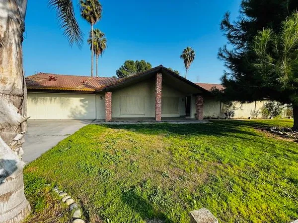 $1,300,000 | 1412 South Temperance Avenue, Fresno, CA 93727