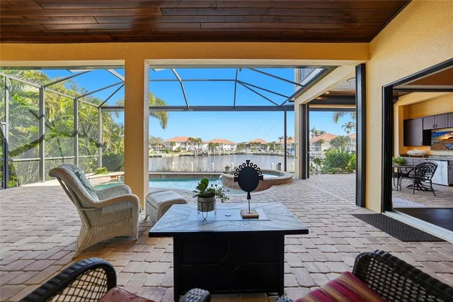 $1,900,000 | 166 Hibiscus Drive, Punta Gorda, FL 33950