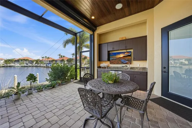 $1,900,000 | 166 Hibiscus Drive, Punta Gorda, FL 33950