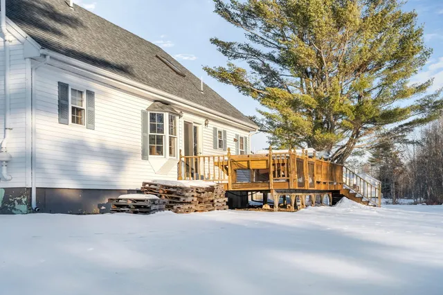$348,400 | 119 Curtis Street, Pittsfield, ME 04967