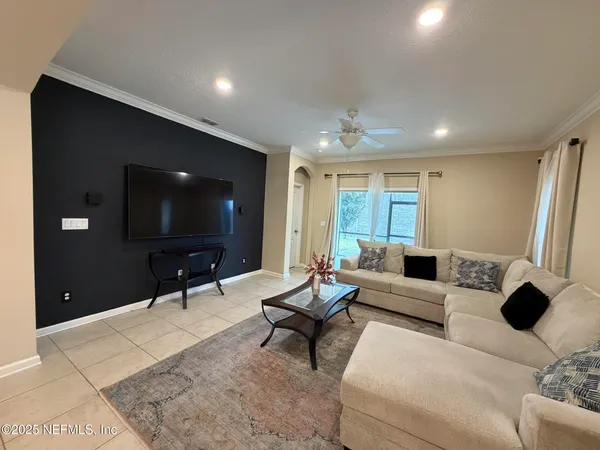 $2,100 | 7292 Claremont Creek Drive, Jacksonville, FL 32222