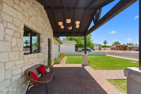 $1,295,000 | 3860 East Clarendon Avenue, Phoenix, AZ 85018