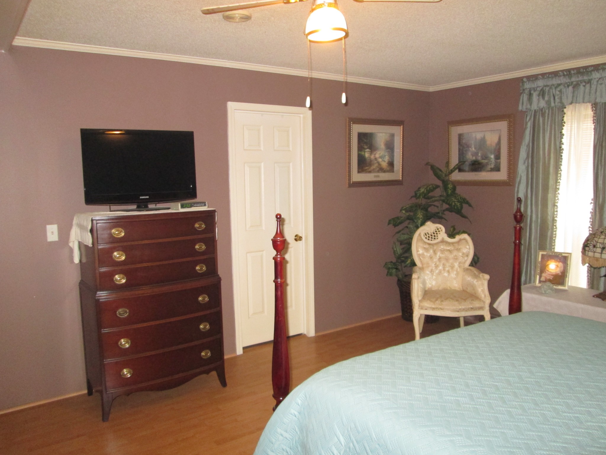 2300 Callis Road Lebanon, TN 37090 - Photo 7 of 21 a bedroom with a bed and a flat screen tv