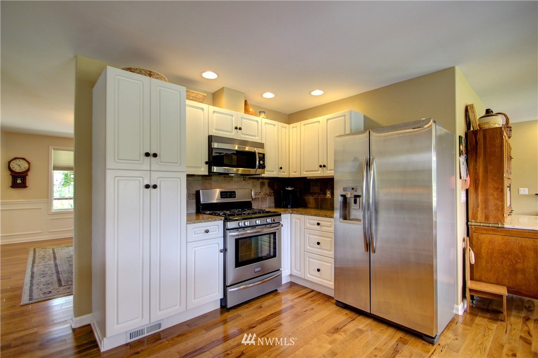 22397 Bulson Road Mount Vernon, WA 98274 - Photo 8 of 25 Gallery Image 8