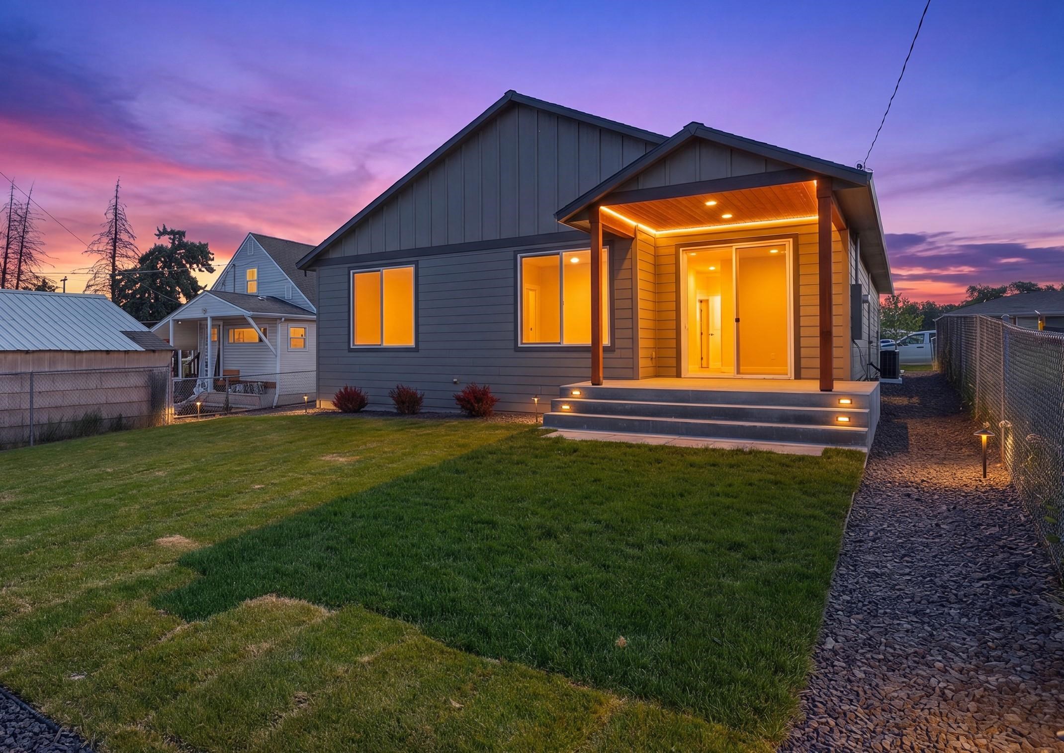 2011 East Longfellow Avenue Spokane, WA 99207 - Photo 40 of 40