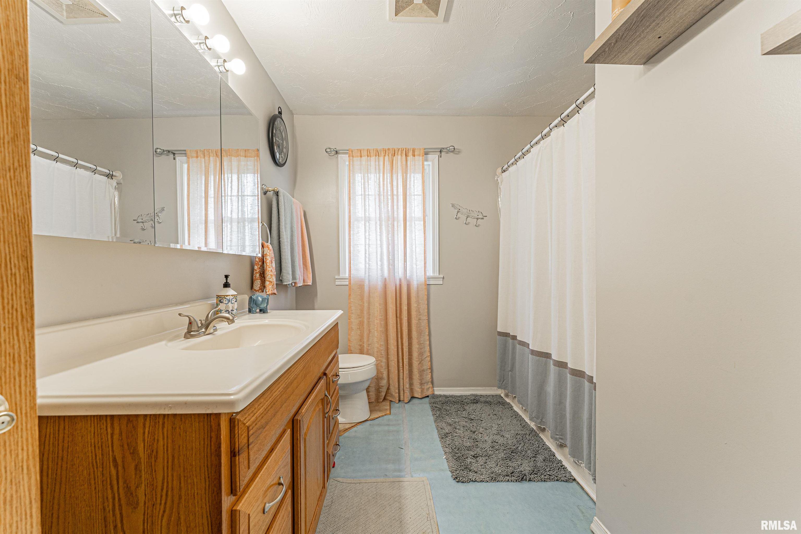 21623 Lago Drive Delavan, IL 61734 - Photo 33 of 42