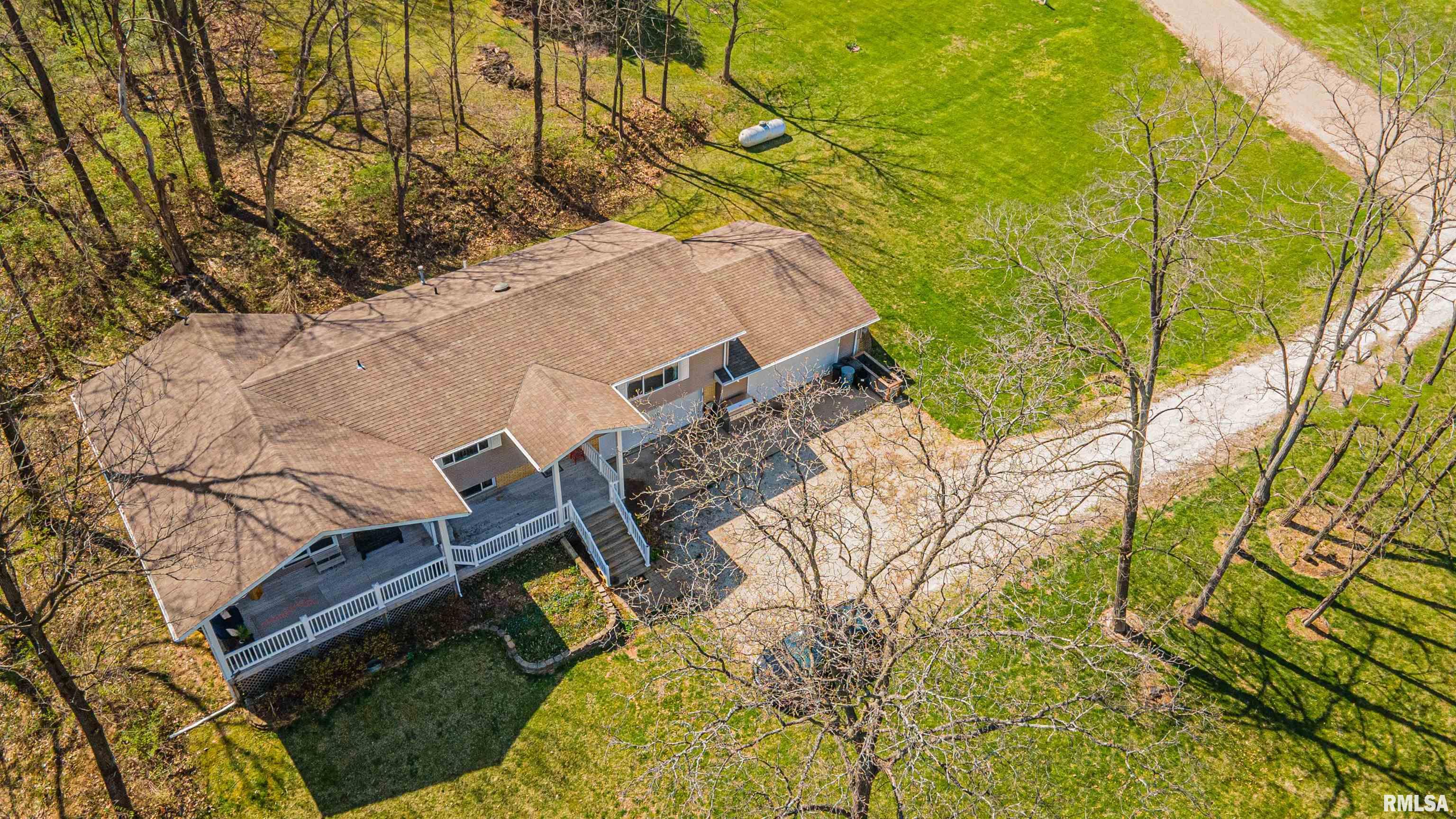 21623 Lago Drive Delavan, IL 61734 - Photo 7 of 42