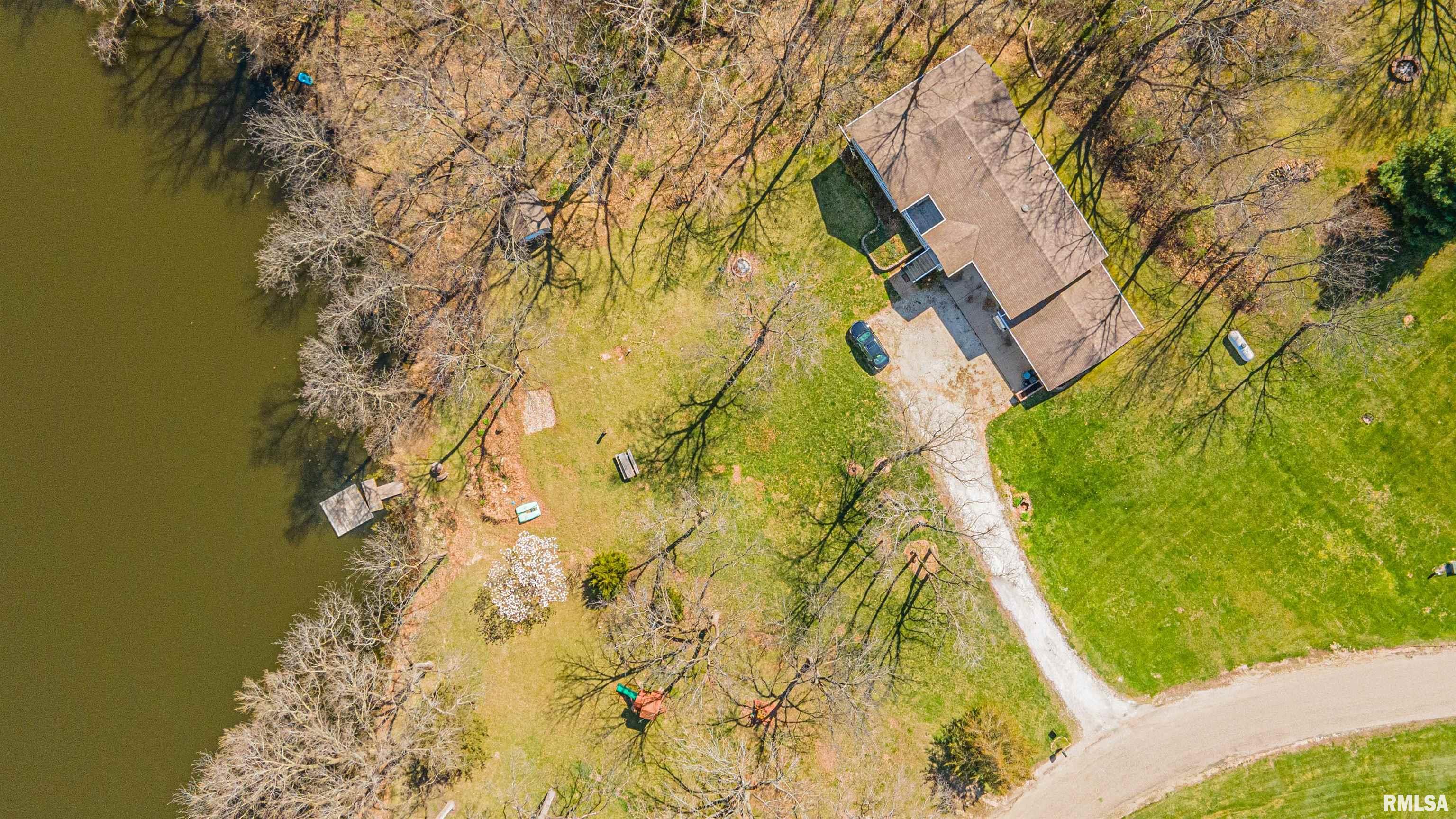 21623 Lago Drive Delavan, IL 61734 - Photo 8 of 42