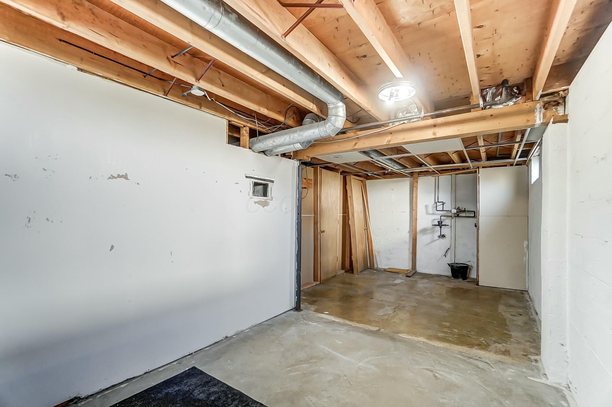 5045 Lee Road South Bloomfield, OH 43103 - Photo 24 of 33 tempImageQUxZx4