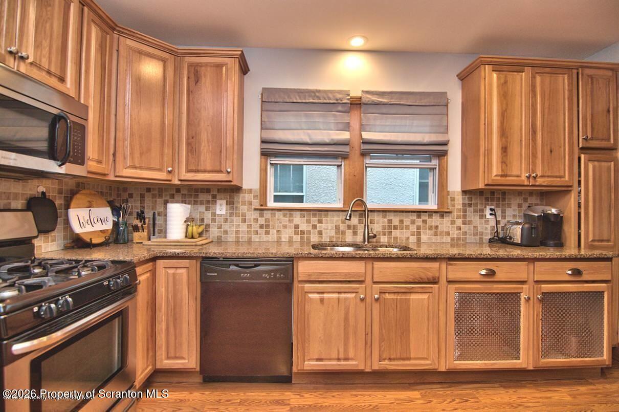 2333 Adams Avenue Scranton, PA 18509 - Photo 15 of 40 15