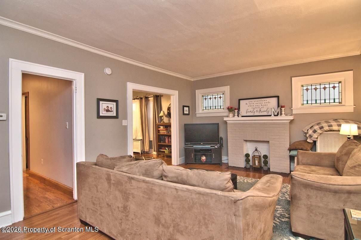 2333 Adams Avenue Scranton, PA 18509 - Photo 4 of 40 4