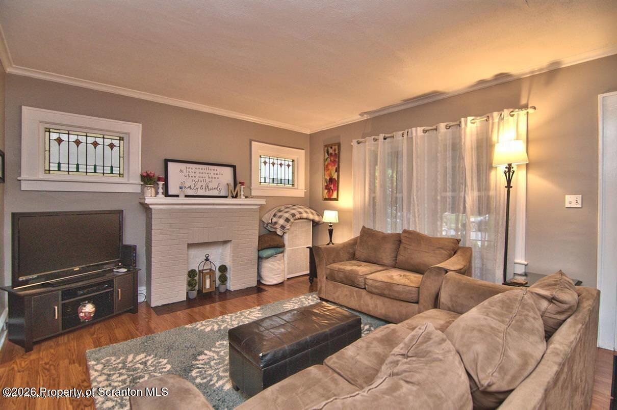 2333 Adams Avenue Scranton, PA 18509 - Photo 6 of 40 6