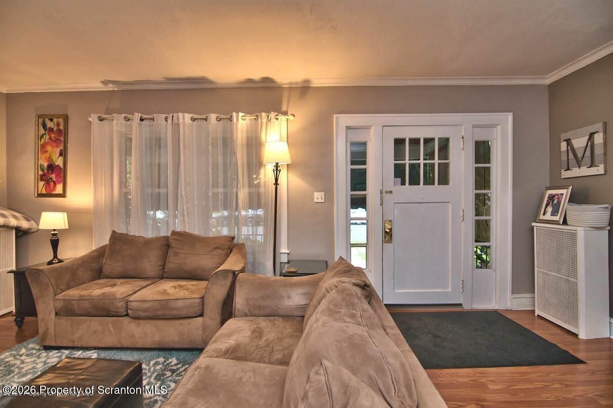 2333 Adams Avenue Scranton, PA 18509 - Photo 7 of 40 7