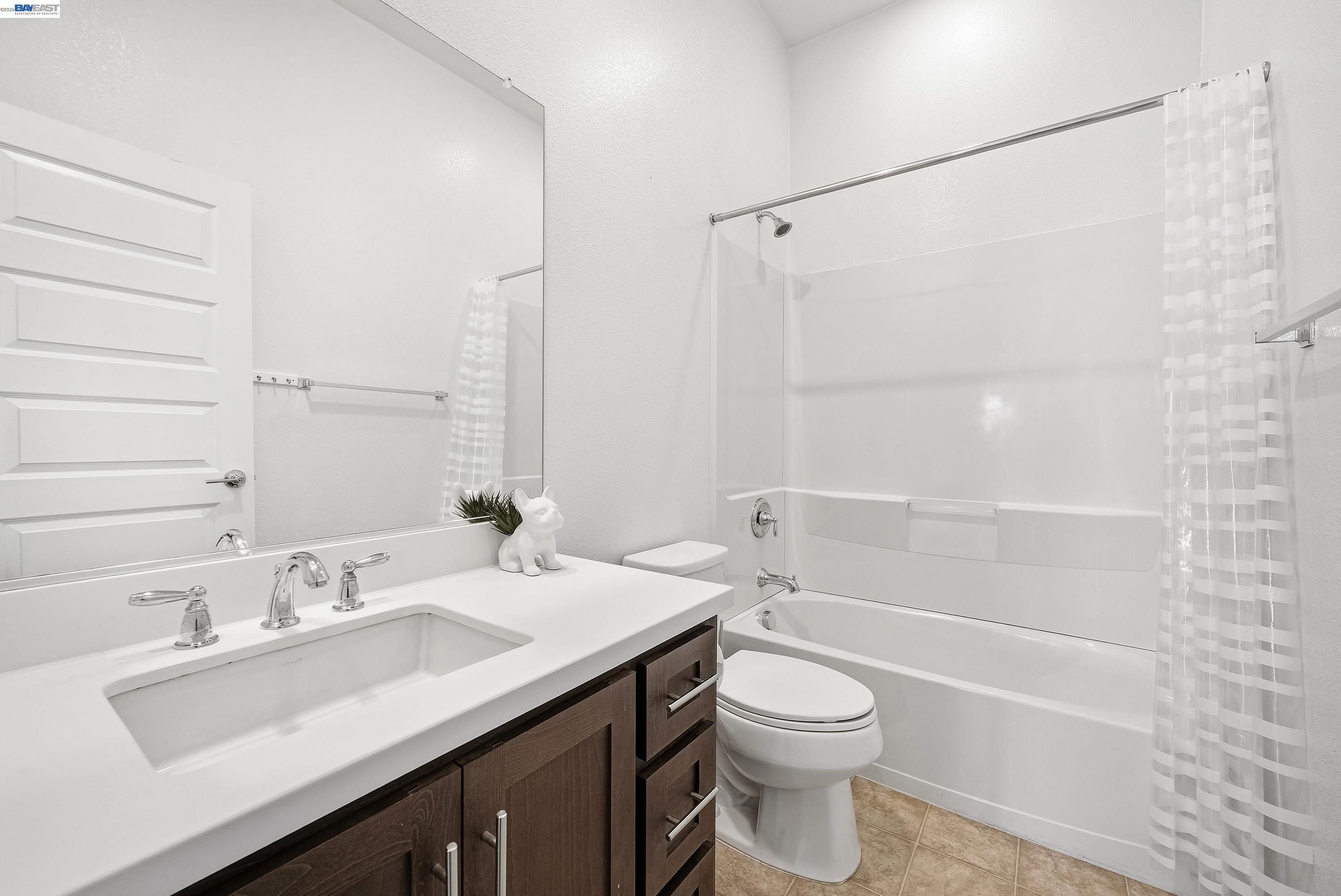 5569 Azalea Way Newark, CA 94560 - Photo 15 of 38